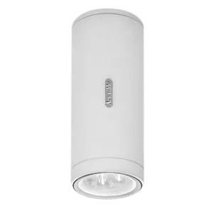 Darc — Applique murale blanche en forme cylindrique avec un éclairage doux orienté vers le bas, logo discret sur le haut, fond noir contrasté
