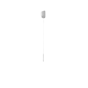 Darc — Un stylo à bille blanc et fin, avec un capuchon carré, posé verticalement sur un fond noir uniforme.