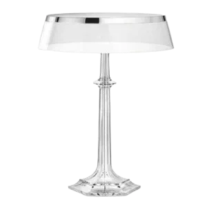 Darc — Une lampe design sur pied en métal blanc, composée d’un abat-jour rectangulaire et d’une base structurée avec des motifs géométriques en spiral