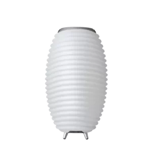Darc — Image en trois dimensions d'une pompe à chaleur aérothermique de forme cylindrique, blanche, avec des rainures verticales et une base légèremen