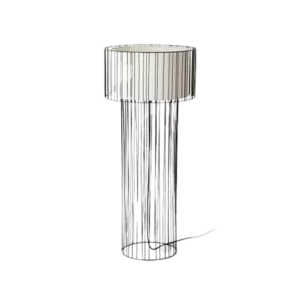 Darc — Applique murale élégante en verre transparent suspendue contre un fond noir, composée de fines lamelles verticales et d’un socle métallique ave