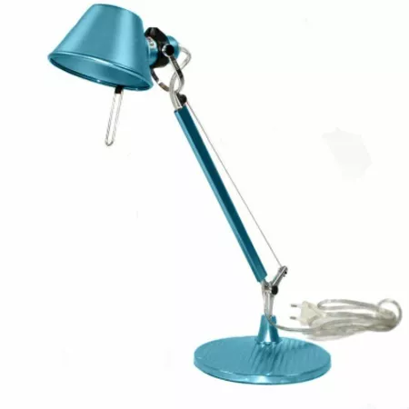 Darc — Lampe de bureau bleue avec un bras articulé et une base circulaire, permettant d'ajuster l'angle et l'intensité lumineuse pour un travail confo