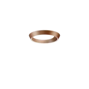 Darc — Un luminaire design en forme d'anneau doré suspendu, entouré d'un cadre géométrique en métal, projetant une lumière douce sur un fond noir