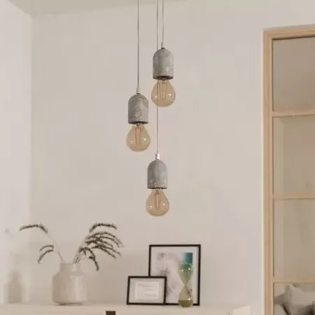 Darc — Trois appliques suspendues en forme de boules de béton gris suspendues par des fils fins, éclairées par des ampoules Edison à lumière chaude, p